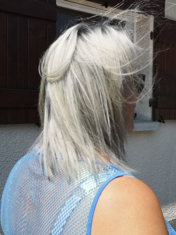 Coiffure réalisée par Émilie à domicile