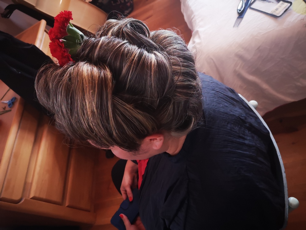Coiffure réalisée par Émilie à domicile