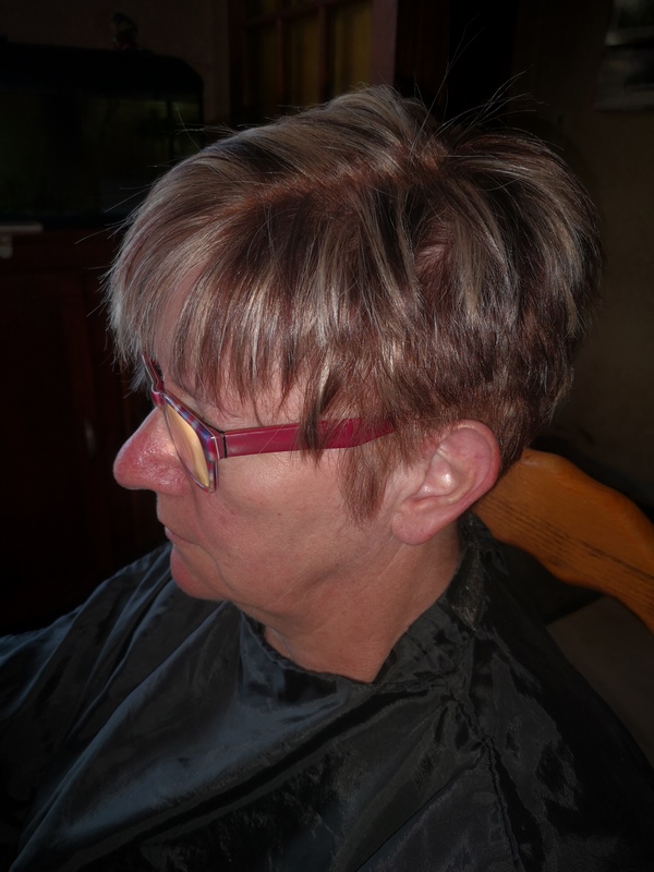 Coiffure réalisée par Émilie à domicile